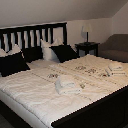 Vdovic Guest House Svecina Екстериор снимка