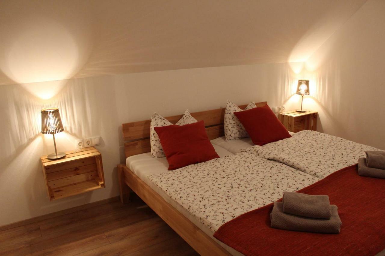 Vdovic Guest House Svecina Екстериор снимка